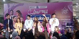 Meet and Greet Sahurnya Pesbukers, Sejumlah Artis Bollystar Sapa Warga Surabaya