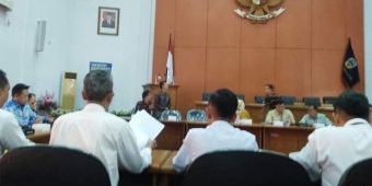 Pengangkatan Kasun di Desa Ngile Pacitan Diduga Tak Sesuai Prosedur, Warga Ngeluruk Gedung Dewan