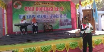 Peringati HUT ke-27, KPRI Makmur Senori Gelar Jalan Sehat