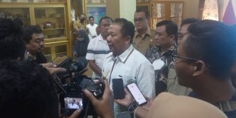 Bupati Jember Santai Tanggapi Keraguan Komisi C atas Target Proyek Jalan: Itu Biasa