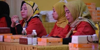Ngaku Penuhi Semua Syarat, Anis Ambiyo Makin PD Maju Calon Ketua Golkar Gresik