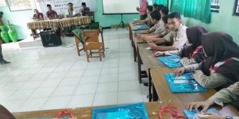 Gelar Sekolah Jurnalistik, RPS Ajak Siswa MAN 2 Tuban Jadi Netizen Cerdas