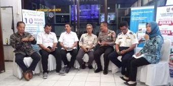 ​Jalan Pantura Tuban Diperbaiki dengan Sistem Tambal Sulam