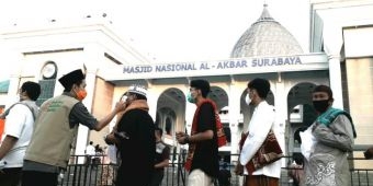 Masjid Nasional Al Akbar Surabaya Gelar Salat Idul Adha dengan Protokol Kesehatan