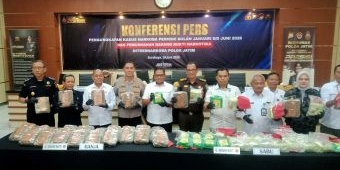 Polda Jatim Ungkap Jaringan Narkoba Lokal dan Internasional
