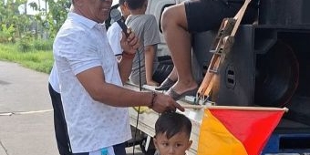 Ribuan Warga Desa Sawo Mojokerto Ramaikan Jalan Sehat Hari Pahlawan, Hadiah Mewah Jadi Daya Tarik