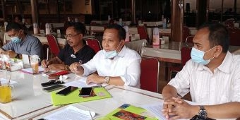 ​Pungutan BPHTP di Kediri Ugal-ugalan, Ketua PDI-P Perintahkan Fraksinya Panggil Bapenda