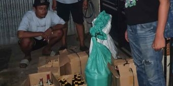 Polres Jombang Sita 916 Botol Miras, 2 Pelaku Diamankan di Mojowarno