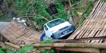 Ikuti Google Maps, Pikap di Blitar Nyaris Terperosok ke Sungai