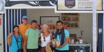 Stan Kuliner Kota Kediri Diserbu Turis di Bali
