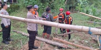 Tunggu Perahu Tambangan, Pria di Kediri Terjatuh ke Sungai Brantas