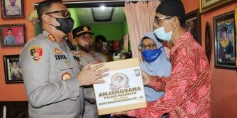 Peringati HUT Bhayangkara ke-76, Polres Pasuruan Anjangsana ke Purnawirawan dan Warakawuri Polri