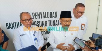 Pantau Penyaluran BLTS Tahap Akhir di Surabaya, Mensos Gus Ipul Optimis Realisasi Capai 95 Persen