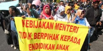 Proses PPDB Sempat Dihentikan Sementara, Masyarakat Jember Resah