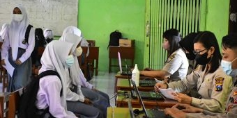 Segera Mulai Pembelajaran Tatap Muka, Kabupaten Blitar Gencarkan Vaksinasi untuk Pelajar