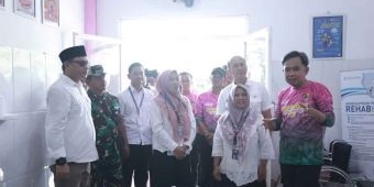 Tinjau Puskesmas Panti, Bupati Jember Tegaskan Komitmen UHC dan Pelayanan Kesehatan Prima
