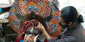 Berkah Perajin Barongan di Tengah Pandemi, Dapat Pesanan dari Hongkong dan Malaysia 