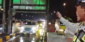 H+3 Lebaran, Arus di Gerbang Tol Kejapanan Terpantau Ramai Lancar