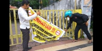 Kantor DPD Golkar Pamekasan Sekaligus Posko Pemenangan Kholifah dan Khofifah Disegel