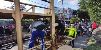 Polresta Sidoarjo Amankan Ratusan Motor dan Remaja Balap Liar di Jalan Arteri Porong