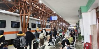 Long Weekend Akhir Mei, KAI Daop 7 Catat 3.407 Penumpang Diberangkatkan dari Stasiun Kediri