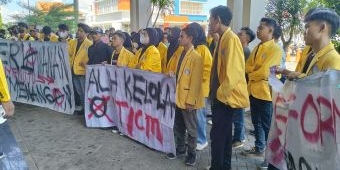 Mahasiswa ITICM Sidoarjo Tuntut Hak Pendidikan Terbengkalai