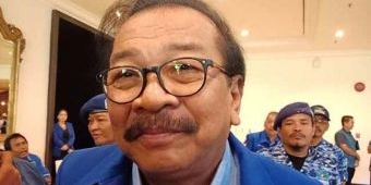 KPK Periksa Pakde Karwo