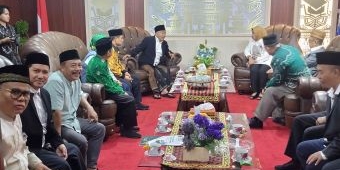 di-unila-lampung-kiai-asep-ungkap-asrama-amanatul-ummah-dulu-gudang-kayu-dan-kandang-ayam