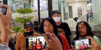 5 Wartawan Dikeroyok Oknum Anggota Ormas saat Liput Proses Penyegelan Diskotek IBIZA Surabaya