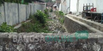 Kemarau, Delapan Aliran Sungai di Kota Blitar Mengering, Ini Dampaknya Terhadap Petani