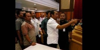 Tim Paslon 1 Geruduk Panwaslih Jember, Tagih Jawaban Soal Nota Keberatan