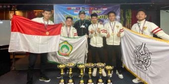 Siswa MBI Amanatul Ummah Pacet Juarai Lomba Robotik Internasional di Malaysia