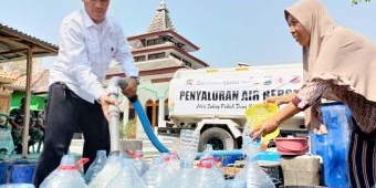 Gandeng Stakeholder, PWI Tuban Salurkan 100 Ribu Liter Air Bersih untuk Warga Terdampak Kekeringan