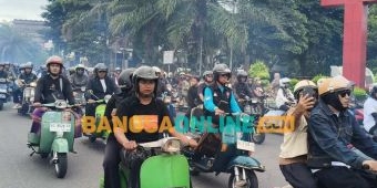 Ribuan Vespa Mania Konvoi Peringati 1 Abad Ponpes Al-Flaah Ploso Kediri