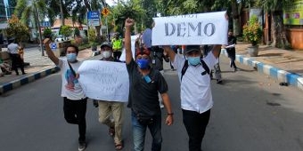 Kekerasan Terhadap Wartawan di Situbondo Menuai Reaksi, Puluhan Jurnalis di Probolinggo Gelar Aksi