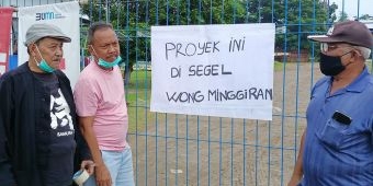 Tuntut Kompensasi, 3 Warga Desa Minggiran Segel Pintu Masuk PT. Jasa Tirta