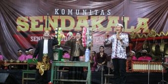 Resmikan Sendakala, Bupati Yuhronur Ajak Masyarakat Lestarikan Kesenian dan Kebudayaan Lamongan