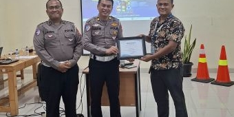 Satlantas Polresta Sidoarjo Gelar Sosialiasi Safety Riding ke Pekerja Perusahaan