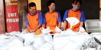 Polres Jombang Tangkap Tiga Orang Pembuat Petasan, Satu Residivis