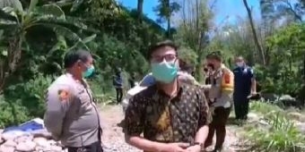 Pakai Google Maps Hendak ke Surabaya, Pria ini Tidak Sadar Nyasar ke Hutan Pacet