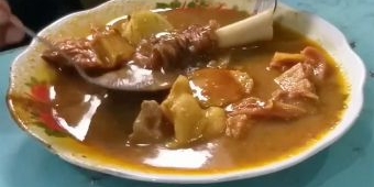 Lezatnya Gulai Kikil Kacang Ijo, Dipercaya Bisa Tingkatkan Gairah Pasangan Suami Istri