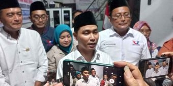 Mantapkan Langkah Menuju Kemenangan di Pilbup Mojokerto 2024, Gus Barra Serahkan Formulir ke Perindo