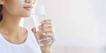 Cara Jitu Atasi Dehidrasi saat Puasa