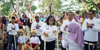 Ajarkan Pencegahan Korupsi Sejak Dini, Pj Wali Kota Kediri Launching Kantin Kejujuran Aku Bangga