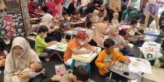 KWG Kolaborasi dengan SD Mugeb Gelar Lomba Mewarnai dalam Rangka HPN 2023