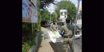 Kotori Wajah Kota, Dispol PP Gresik Bredel Spanduk Liar