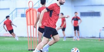 Perkuat Lini Tengah di BRI Super League, Persik Rekrut Mantan Pemain Arsenal