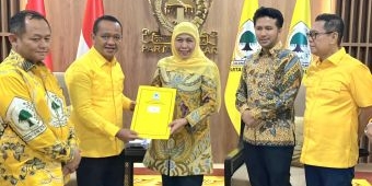 Khofifah-Emil Terima Formulir B1 KWK dari Partai Golkar untuk Maju Pilgub Jatim 2024