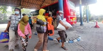 Besok Sudah Dilarang, Ratusan Pemudik Hilir Mudik di Jalur Bojonegoro Hari Ini