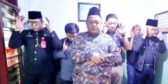 2 Warganya Meninggal Tersengat Listrik, Pj Wali Kota Mojokerto Takziah dan Beri Santunan